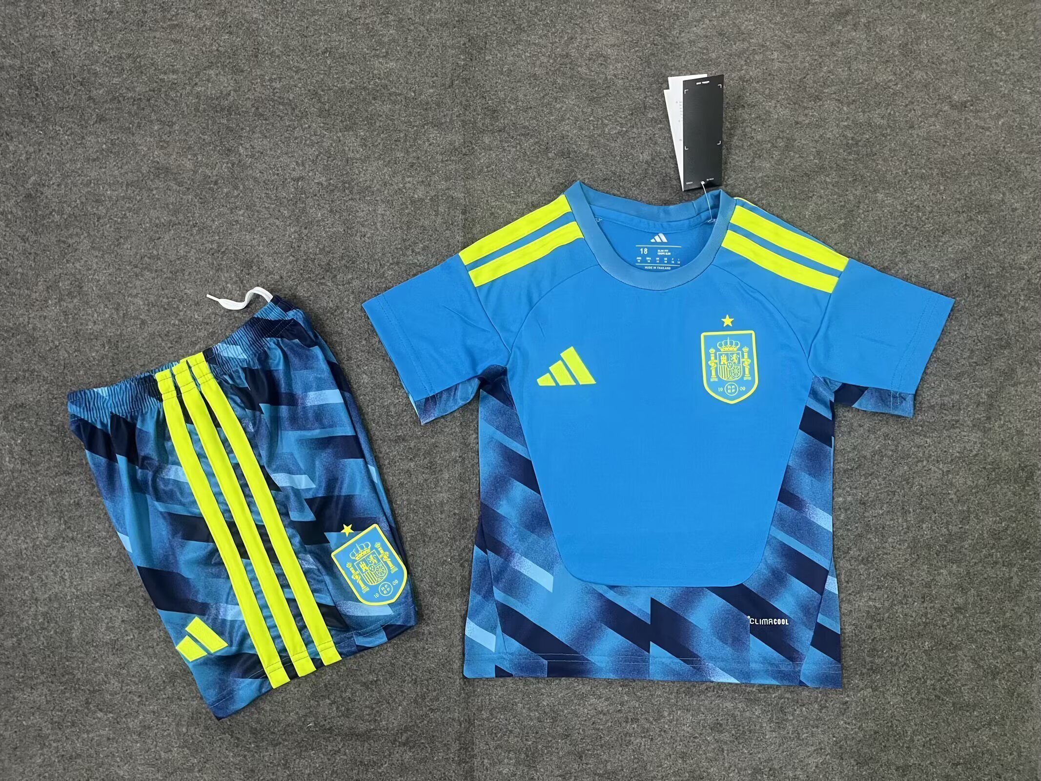 Espagne maillot concept 26/27