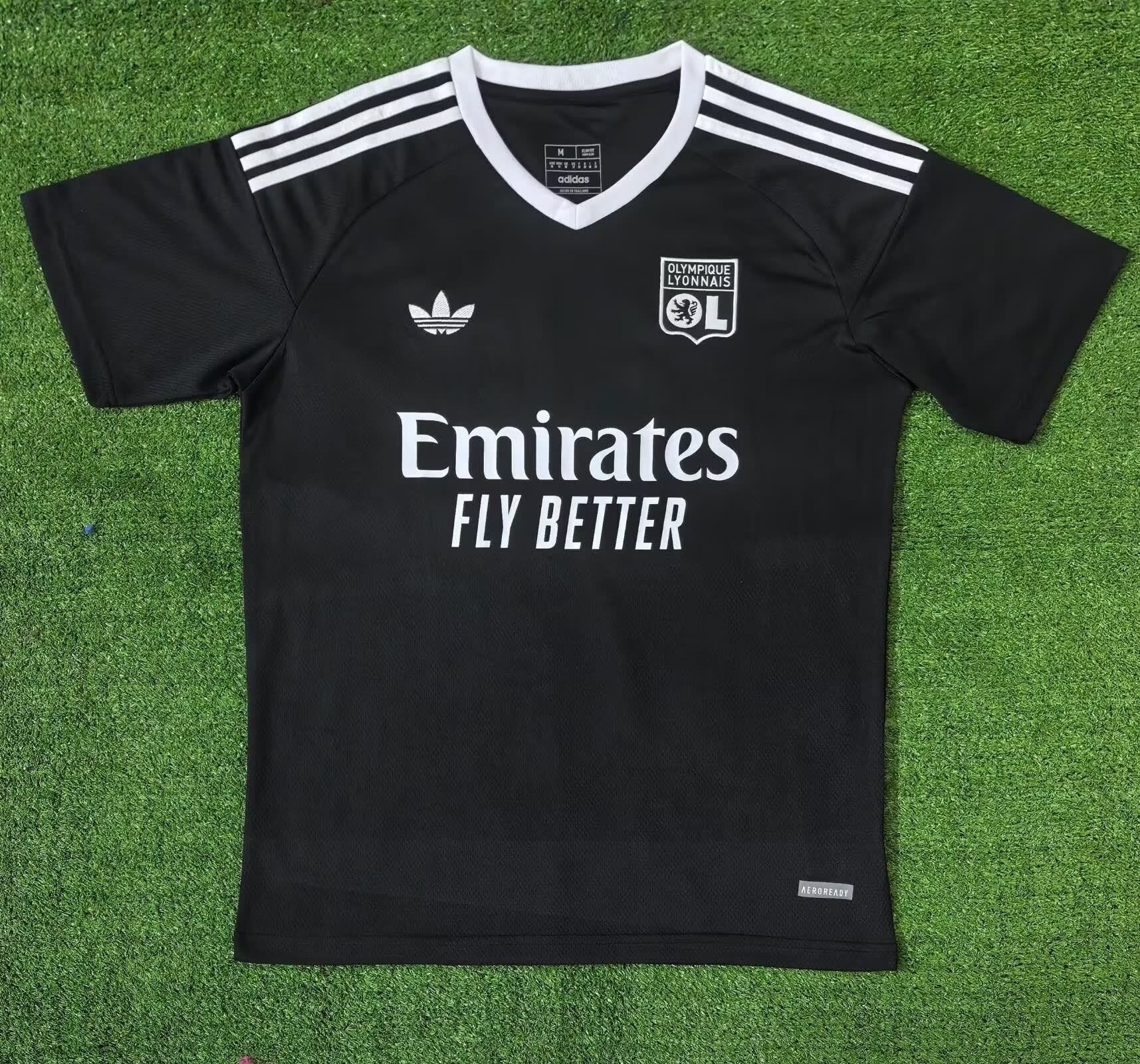 Lyon maillot entrainement 24/25