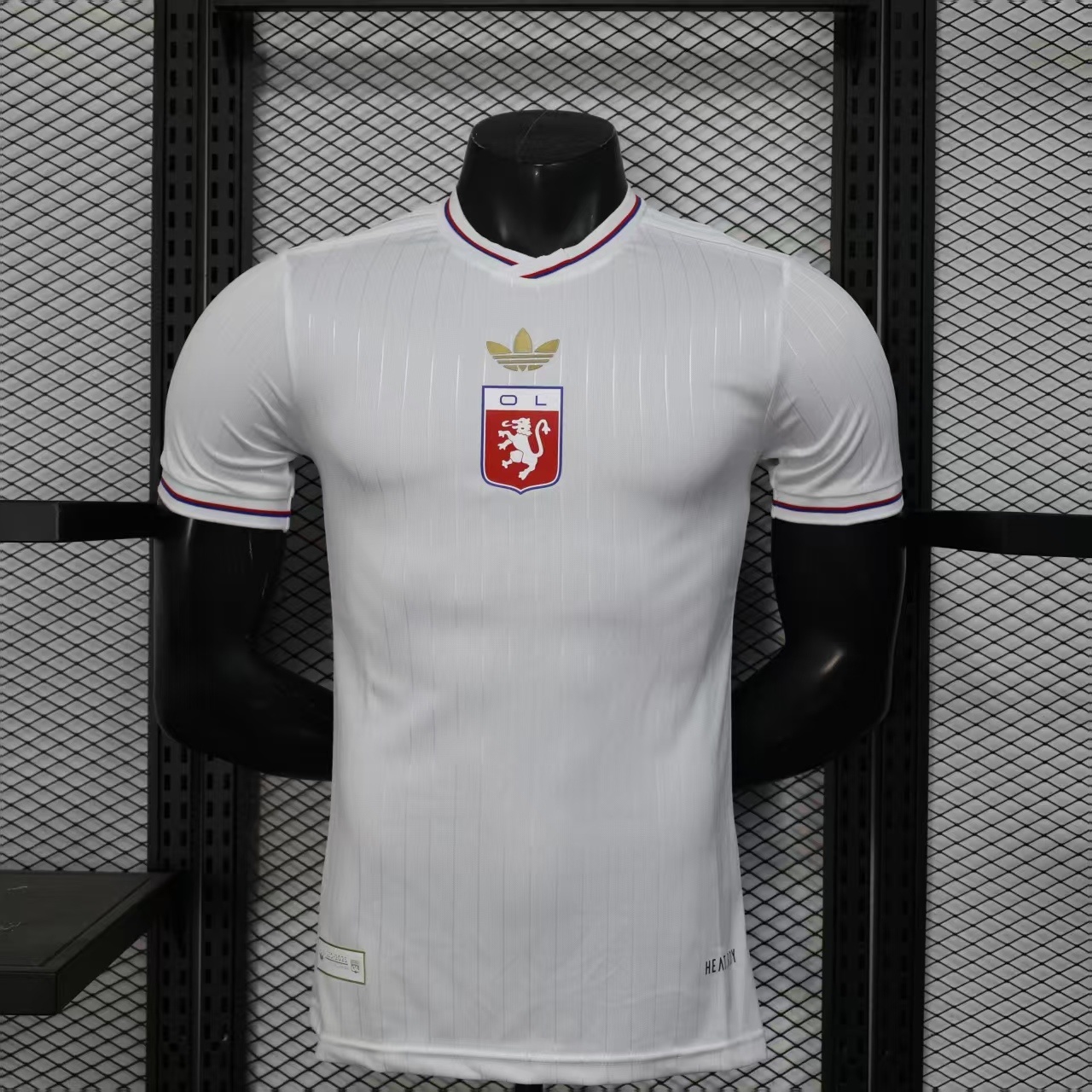 Lyon maillot concept 25/26 version player